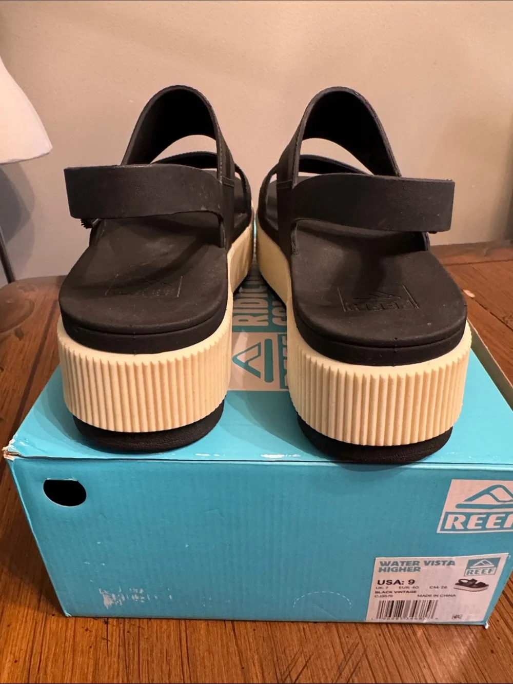Reef Water Vista Higher Platform Sandal - Black/White - Size 9